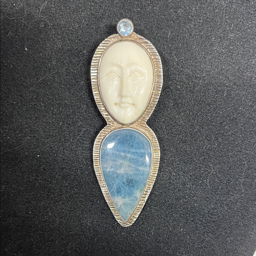 Chris Bales Elligators sterling silver  Blue and Ivory Face Pendant Necklace